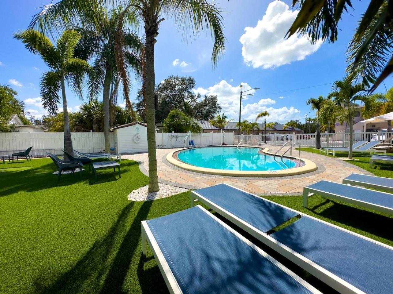 1K Bed Studio Apt With Shared Pool 06 클리어워터 외부 사진